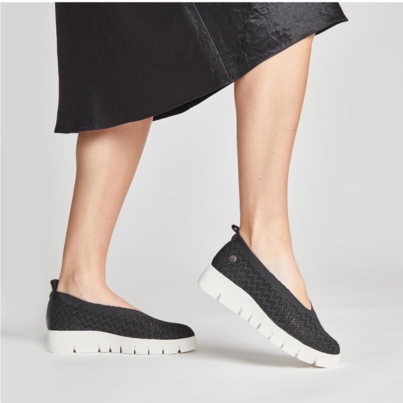 bernie mev. Shoes - Bernie Mev FX Peony Women's Slip-On Shoes size 38